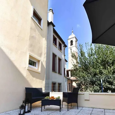 Welc-om Capitaniato Place Apartmán